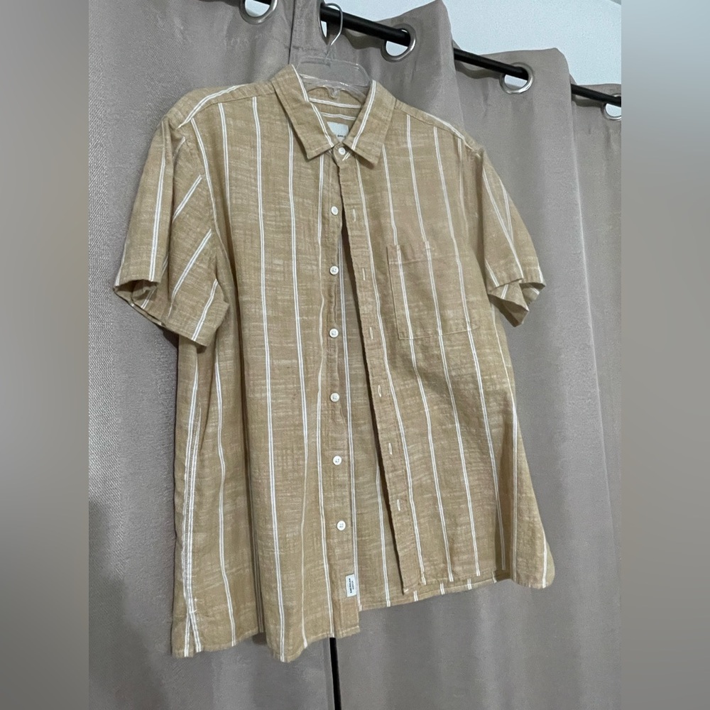 American Eagle Casual Yellow&White Button-Down